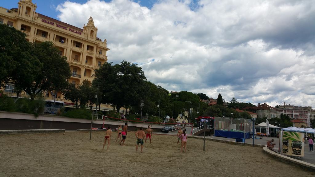 Apartment Kamelija Opatija Luaran gambar
